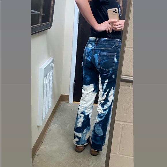 Jeans MAKE AN OFFER - Picture 3 of 4